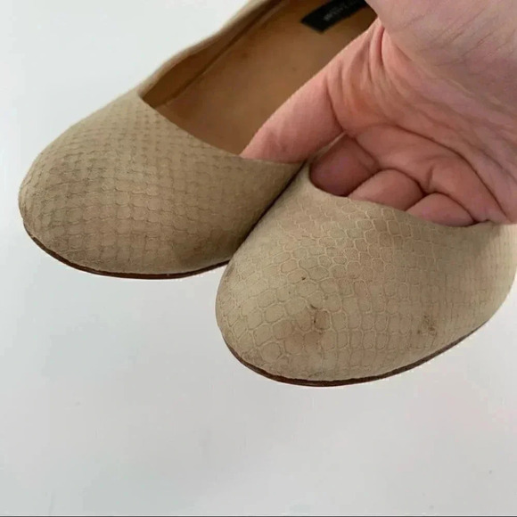 Ann Taylor womens heels size 7 beige leather snakeskin print almond toe career - Picture 8 of 9